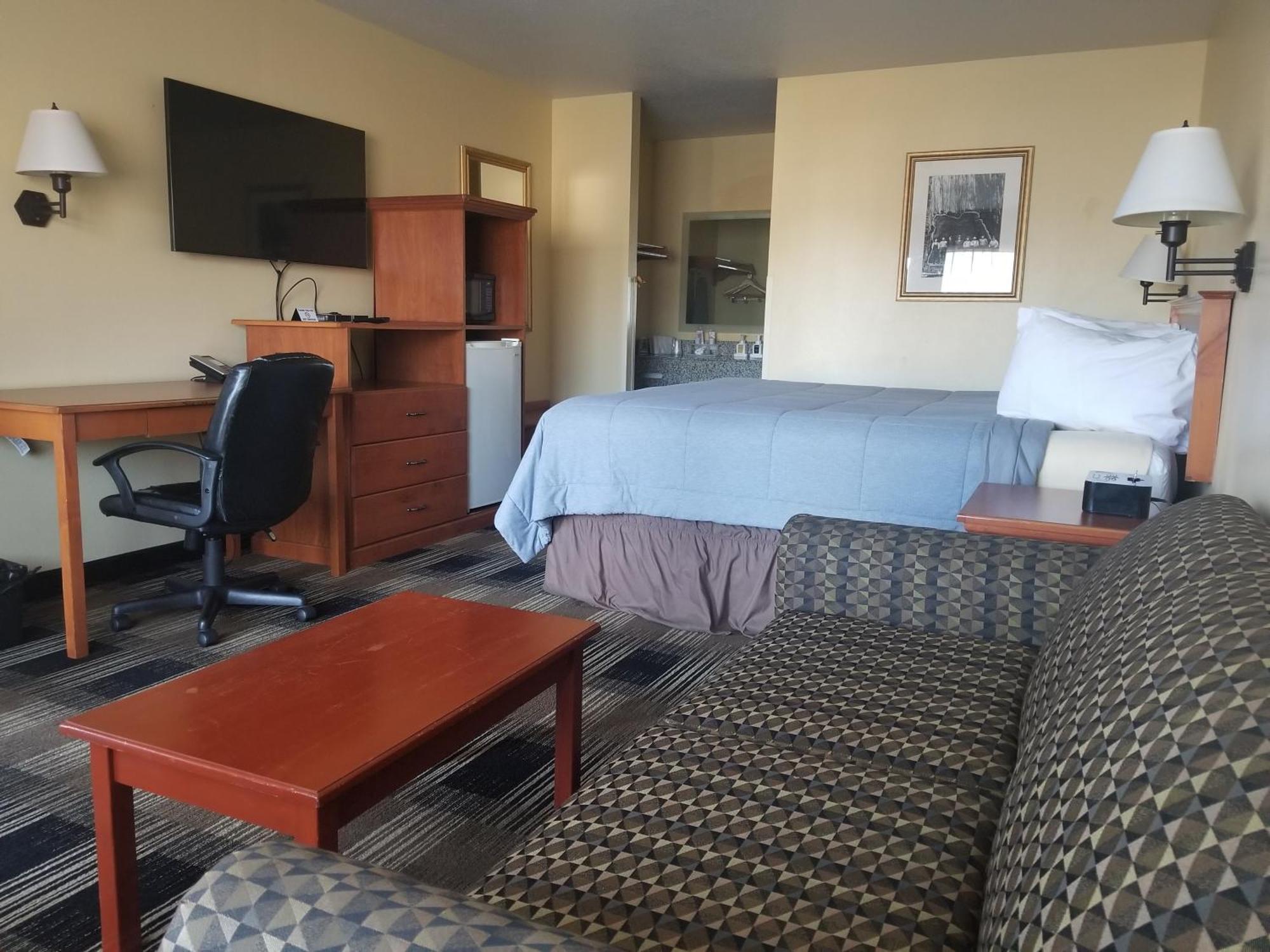 Oakridge Inn & Suites Eksteriør billede