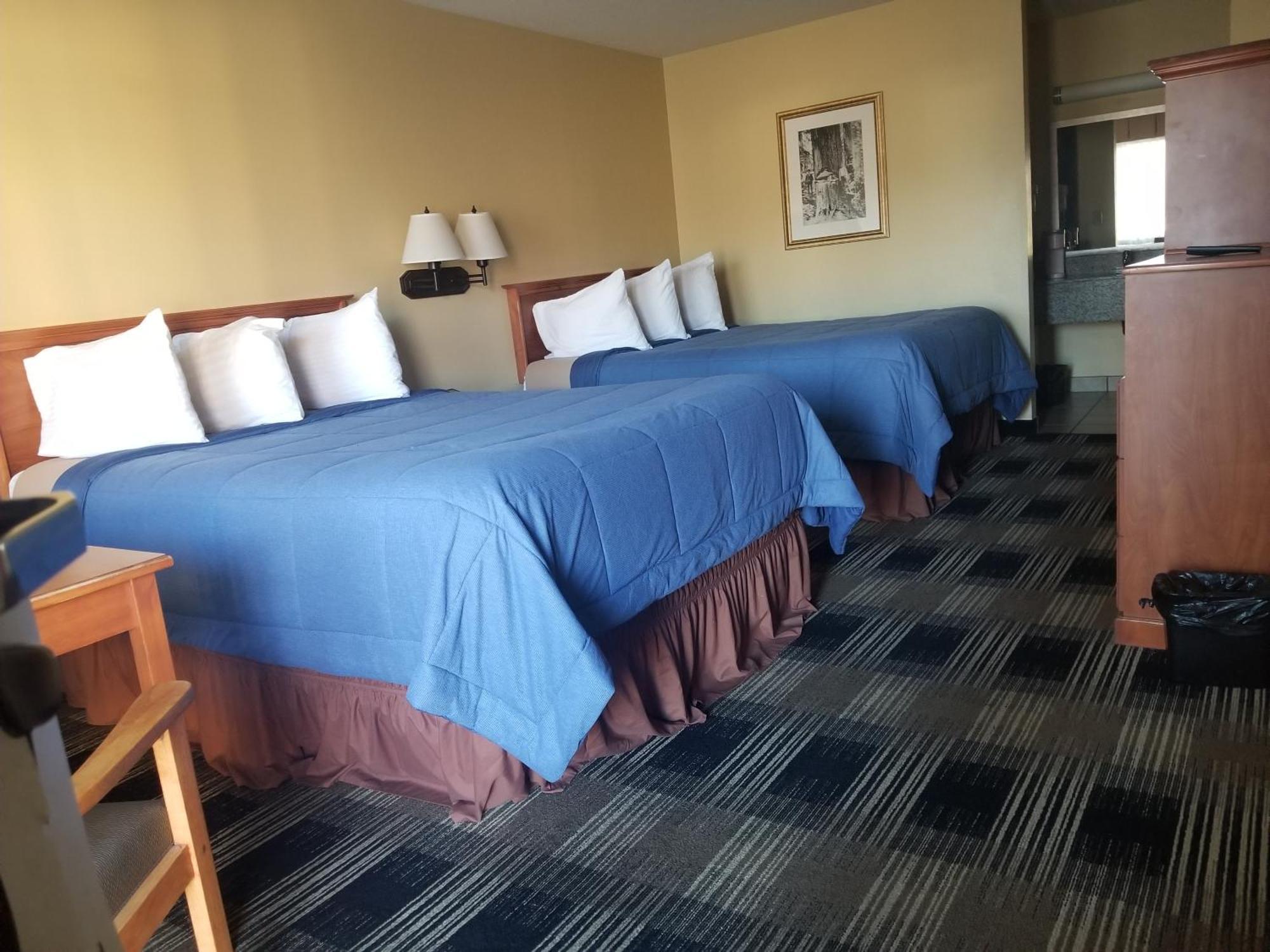 Oakridge Inn & Suites Eksteriør billede