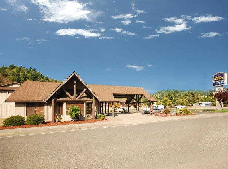 Oakridge Inn & Suites Eksteriør billede